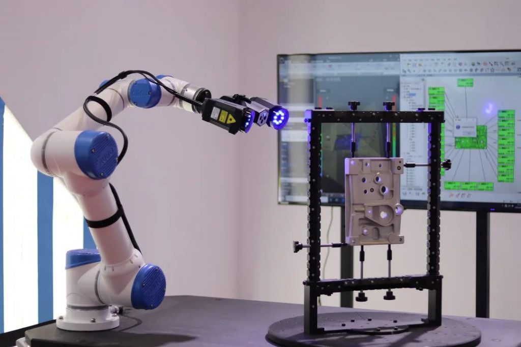 may scan3D ket hop cung canh tay robot